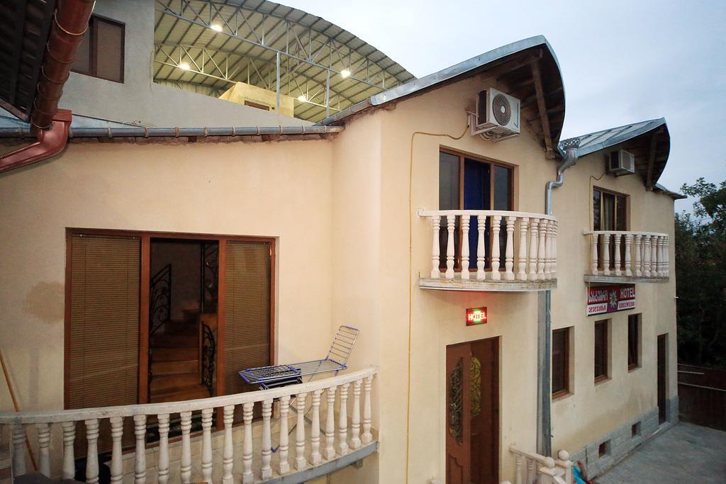 Hotel Edelweiss Κουτάισι Εξωτερικό φωτογραφία