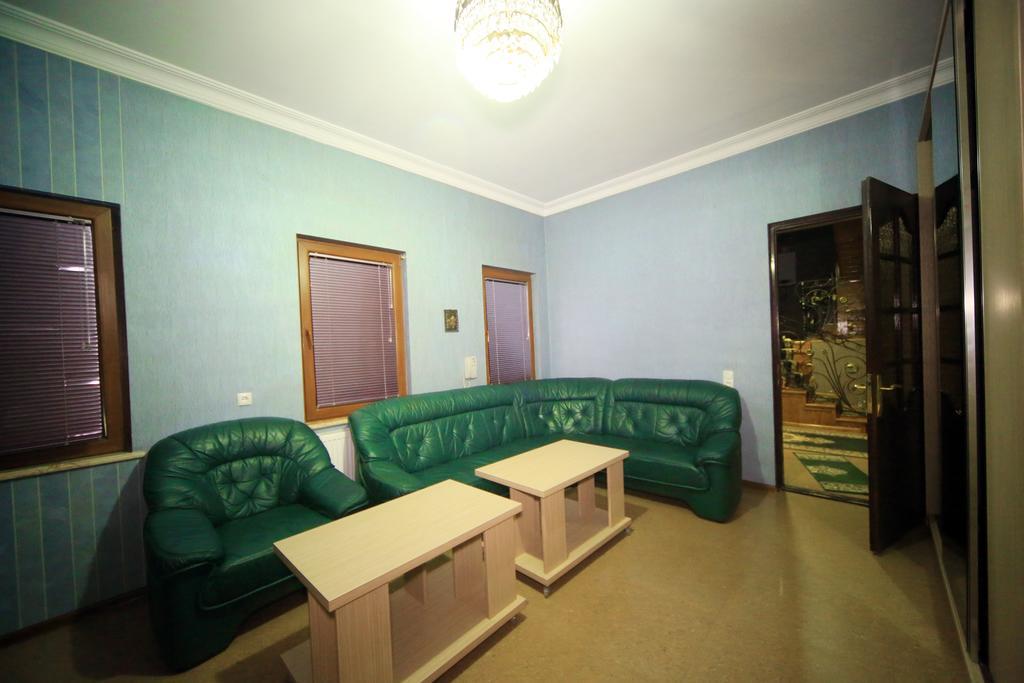 Hotel Edelweiss Κουτάισι Εξωτερικό φωτογραφία